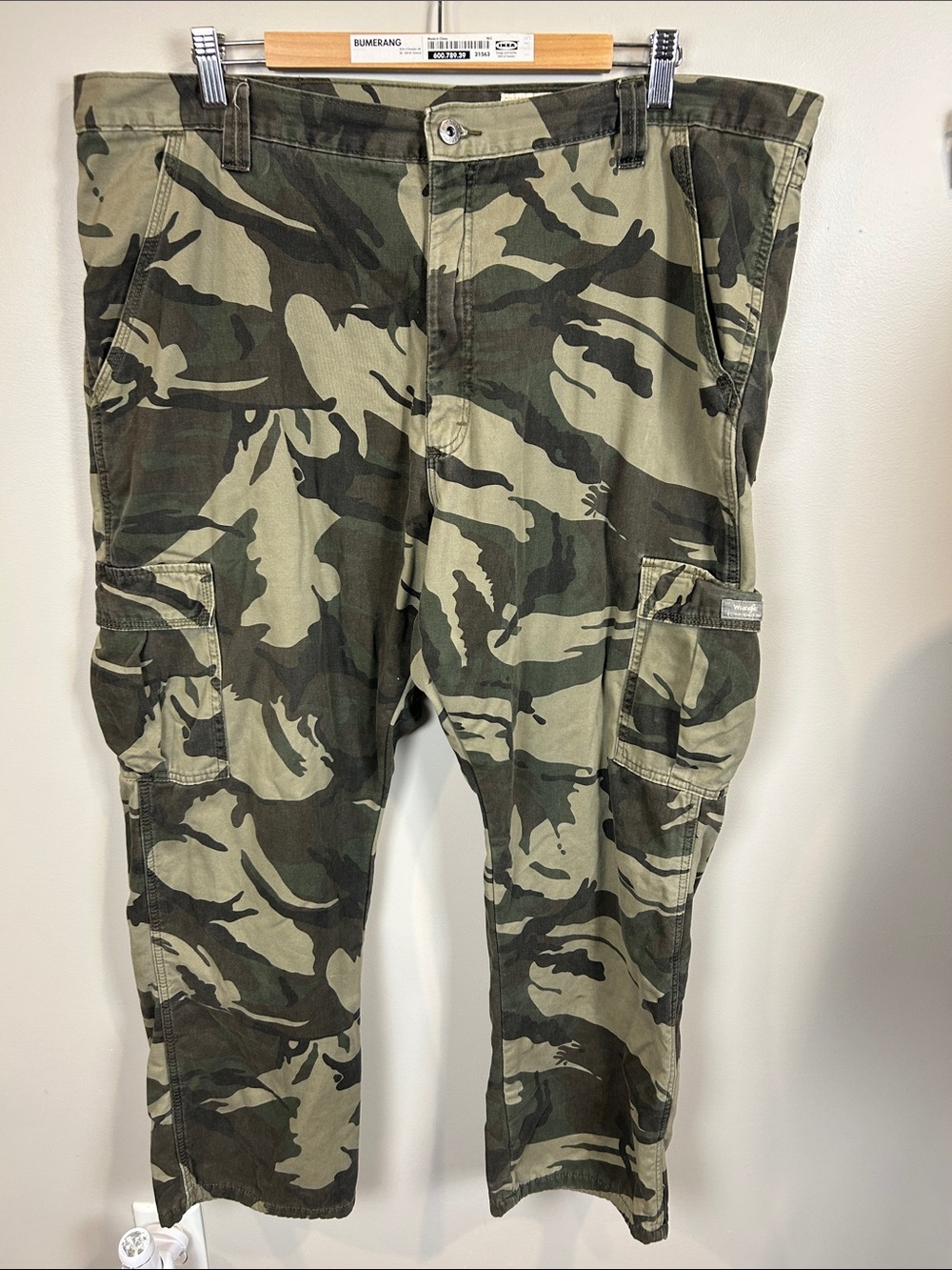 Wrangler Men’s 40 Camo Fleece Lined Relaxed Fit Cargo Pants